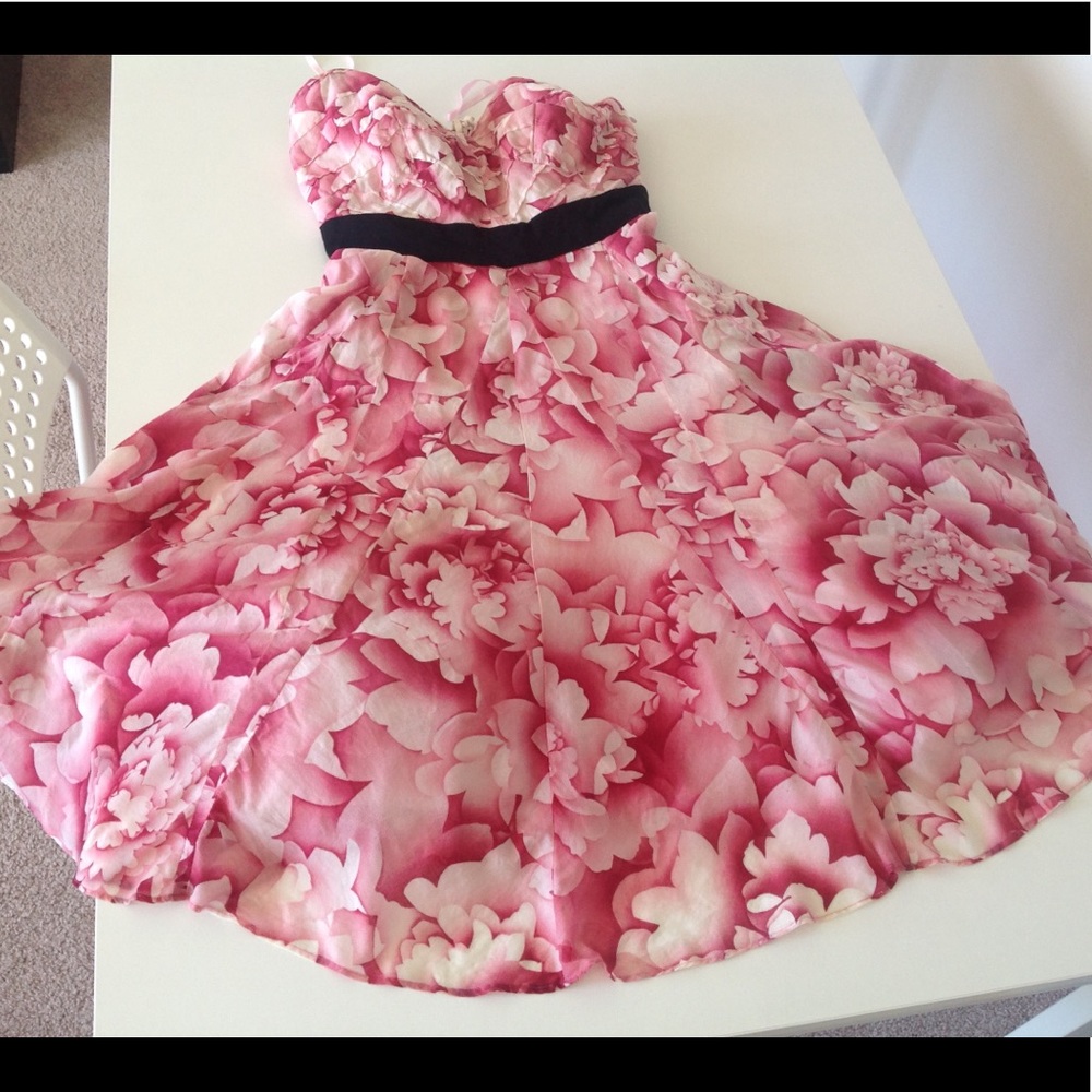 Anthropologie Maeve floral off-the-shoulder dress size 0